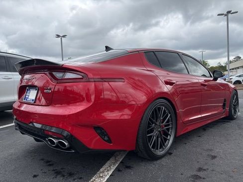 Used 2018 Kia Stinger GT2 image 7