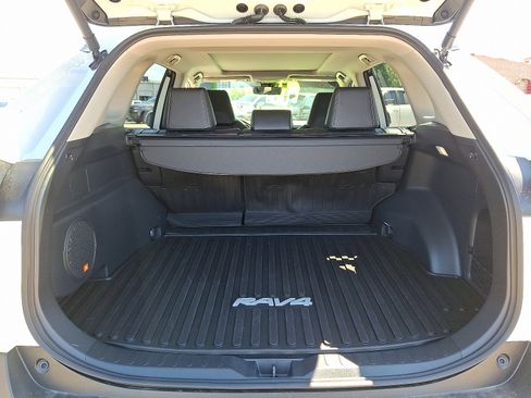 Used 2024 Toyota RAV4 Limited image 30