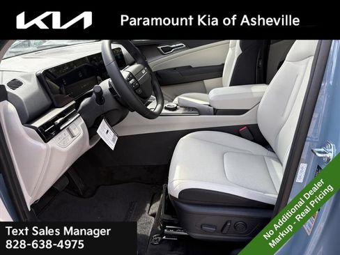 New 2026 Kia Sportage EX AWD/4WD image 18