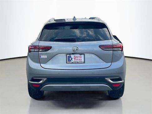 Used 2023 Buick Envision Essence image 6