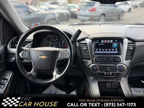 Used 2018 Chevrolet Suburban LT image 24