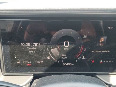 Used 2025 GMC Terrain Elevation AWD/4WD image 10