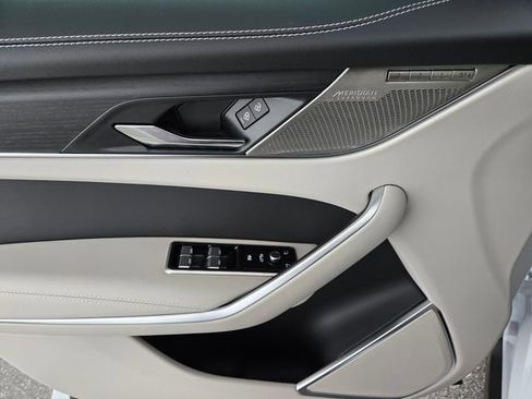 New 2026 Jaguar F-PACE R-Dynamic S image 20