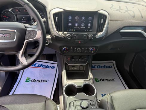 Used 2021 GMC Terrain SLT FWD image 13
