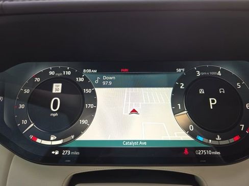 Used 2023 Land Rover Range Rover SV image 14