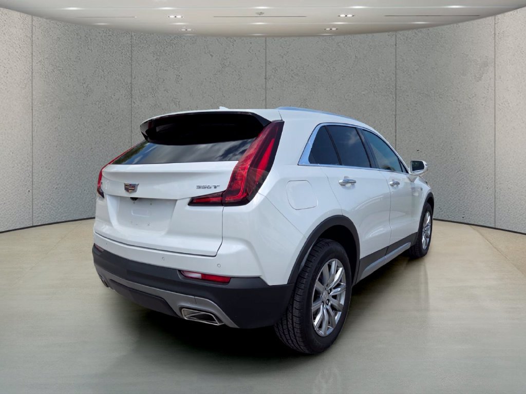 Used 2021 Cadillac XT4 Premium Luxury w/ Driver Awareness Package FWD image 5