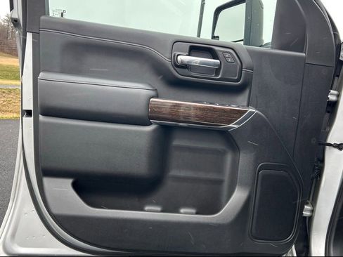 Certified 2021 GMC Sierra 2500 SLE w/ SLE Value Package; image 16