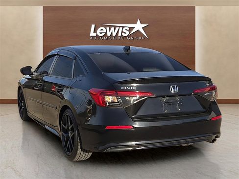 Used 2022 Honda Civic Sport image 3