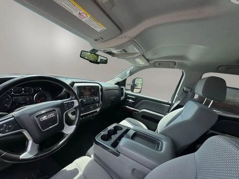 Used 2015 GMC Sierra 2500 SLE w/ SLE Preferred Package AWD/4WD image 11