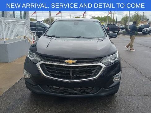 Used 2020 Chevrolet Equinox LT w/ Driver Convenience Package AWD/4WD image 9