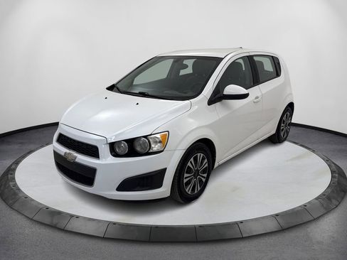 Used 2014 Chevrolet Sonic LS image 1