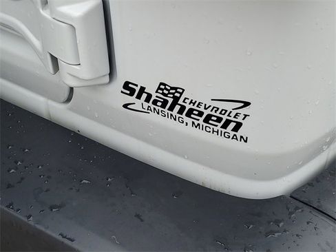 Used 2019 Jeep Wrangler Unlimited Sahara image 32