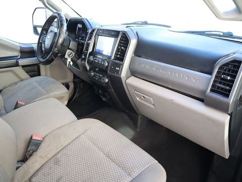 Used 2020 Ford F250 XLT image 52