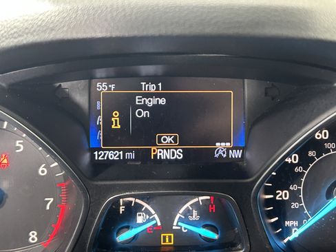 Used 2017 Ford Escape SE w/ SE Cold Weather Package AWD/4WD image 15