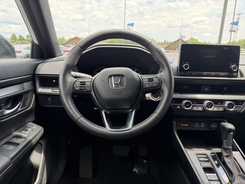 Used 2023 Honda CR-V Sport image 23