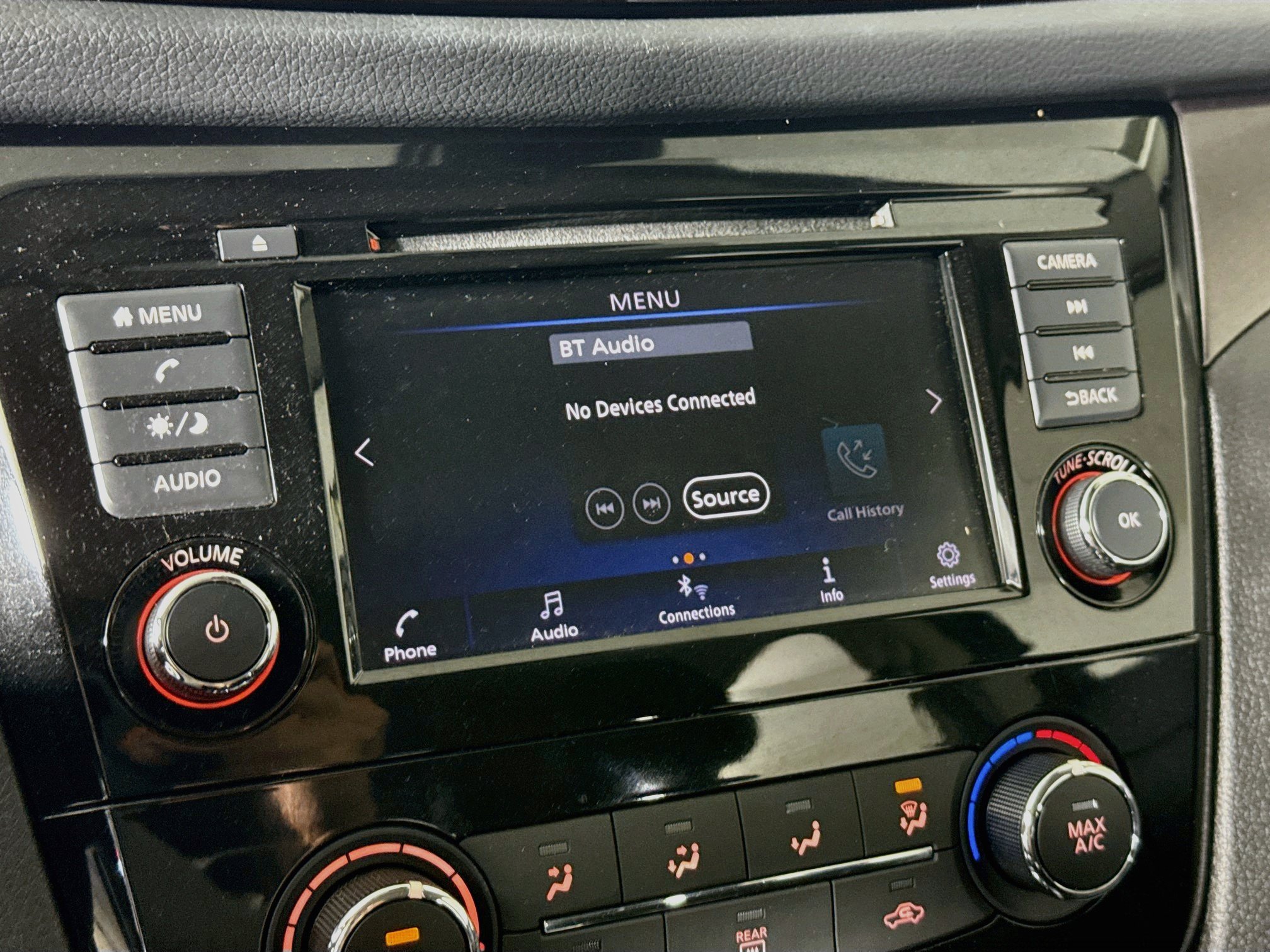 Used 2020 Nissan Rogue Sport S FWD image 16