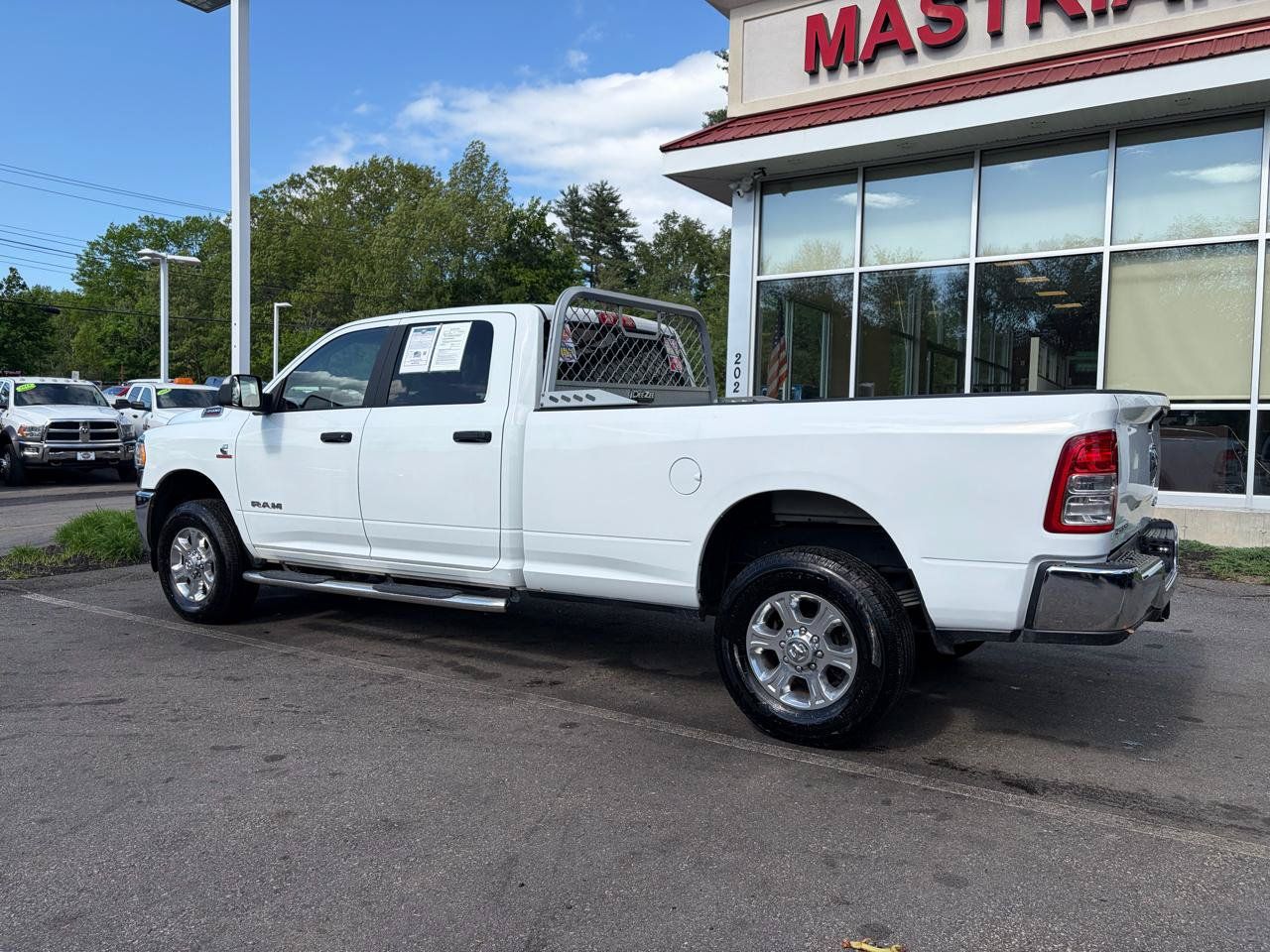 Used 2022 RAM 3500 Big Horn AWD/4WD image 11