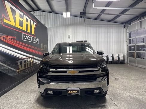 Used 2021 Chevrolet Silverado 1500 LT w/ Max Trailering Package AWD/4WD image 18