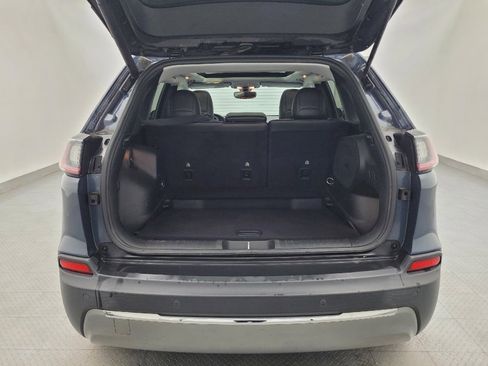Used 2019 Jeep Cherokee Limited FWD image 29