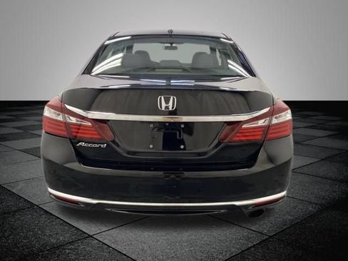Used 2016 Honda Accord EX image 6