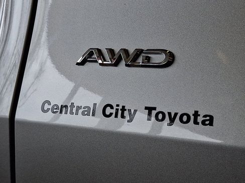 Certified 2025 Toyota Grand Highlander AWD image 32