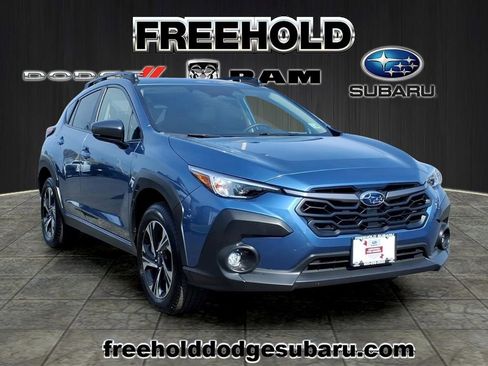 Used 2024 Subaru Crosstrek 2.0i Premium image 1