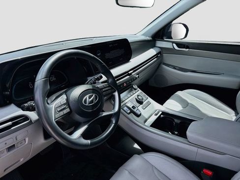 Used 2023 Hyundai Palisade SEL FWD image 9