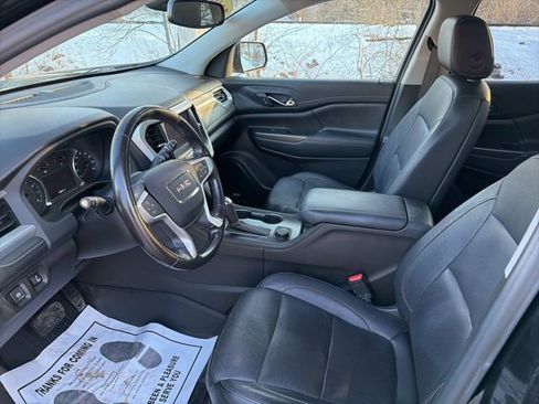 Used 2019 GMC Acadia SLT w/ LPO, Floor Liner Package image 9