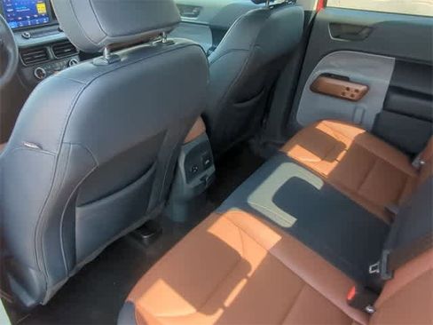 Used 2024 Ford Maverick Lariat w/ 4K Tow Package image 18