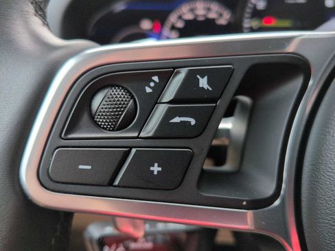 Used 2021 Porsche Cayenne E-Hybrid AWD/4WD image 26