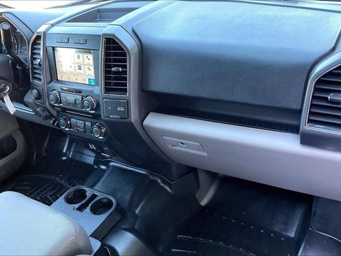 Used 2018 Ford F150 XLT w/ Equipment Group 302A Luxury AWD/4WD image 22