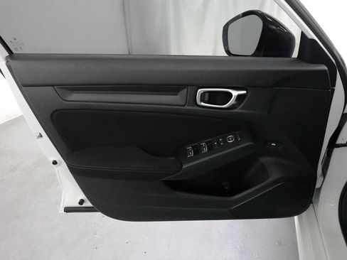 Used 2025 Honda Civic Sport image 10