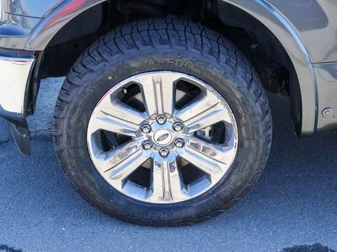 Used 2019 Ford F150 Lariat w/ Equipment Group 502A Luxury image 7