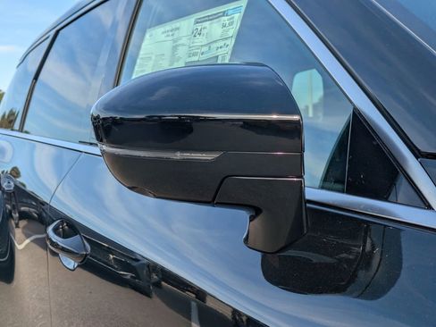 New 2026 INFINITI QX60 Luxe w/ Family Package image 12