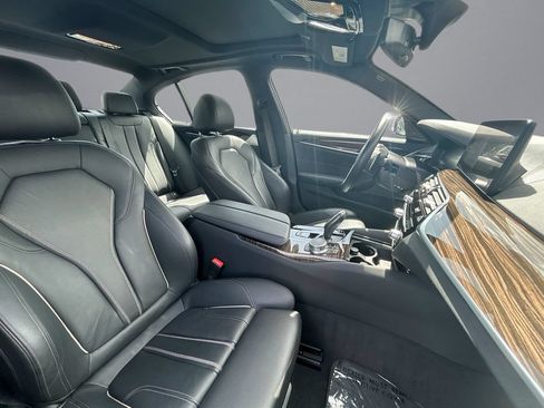 Used 2023 BMW 540i xDrive w/ Premium Package AWD/4WD image 16