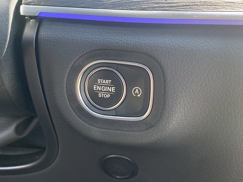 Used 2025 Mercedes-Benz GLE 450 4MATIC Coupe image 33