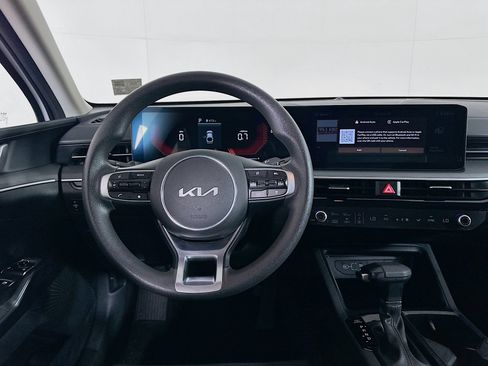 Used 2025 Kia K5 LXS image 17