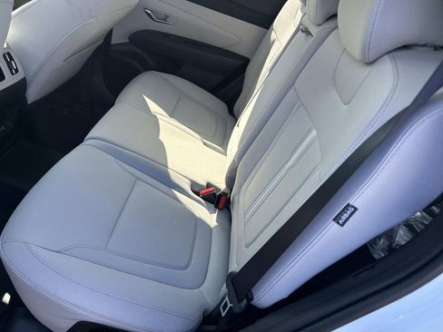 New 2026 Hyundai Tucson SEL image 18