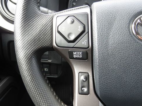 Used 2019 Toyota Tacoma SR5 image 18