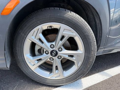 Used 2022 Hyundai Kona SEL FWD image 9