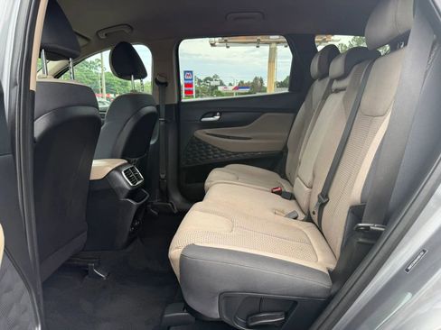 Used 2019 Hyundai Santa Fe SE FWD image 14