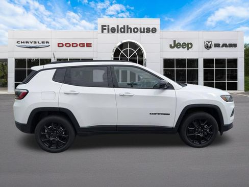 New 2026 Jeep Compass Latitude AWD/4WD image 5