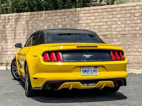 Used 2016 Ford Mustang Premium RWD image 22