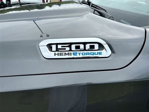 Used 2021 RAM 1500 Laramie image 31