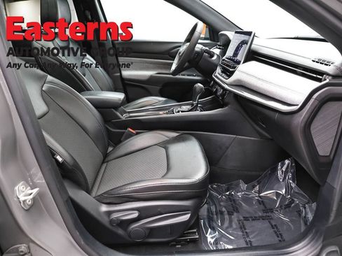 Used 2023 Jeep Compass Latitude w/ Sun and Sound Group AWD/4WD image 25
