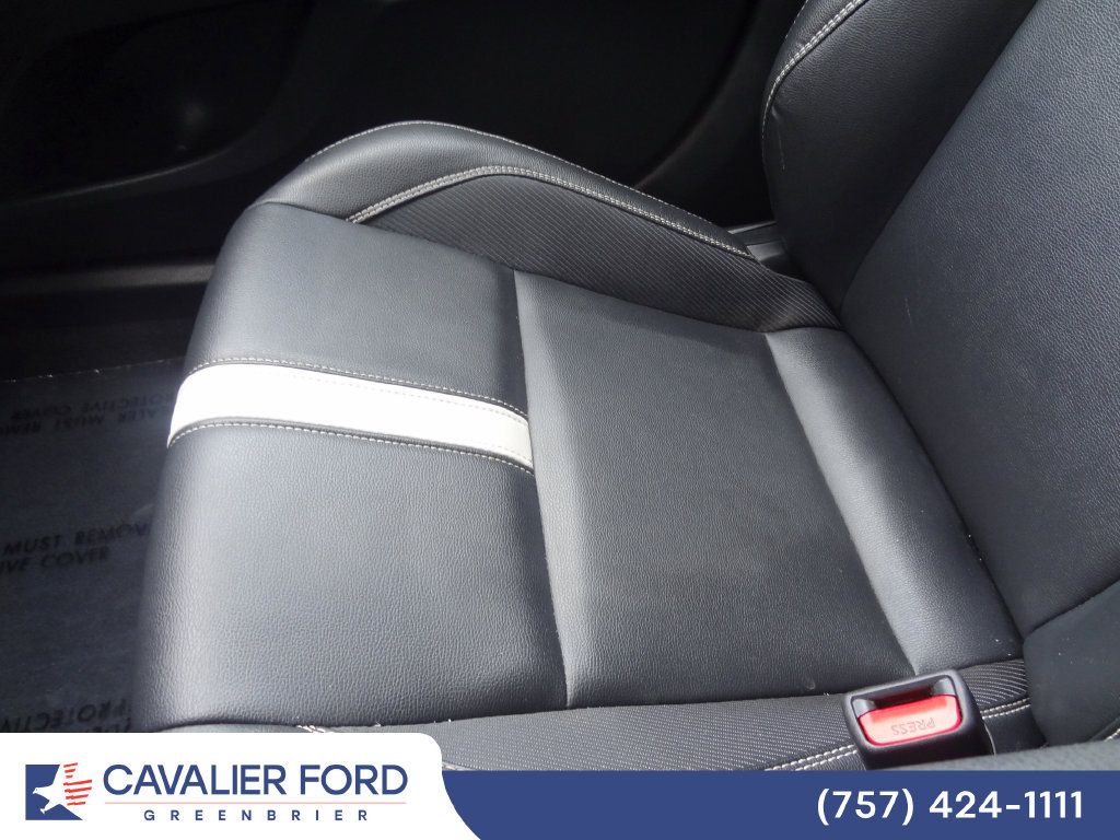 Used 2025 Toyota Camry SE FWD image 32