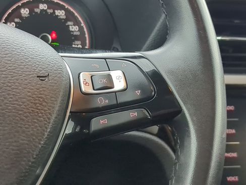 Used 2022 Volkswagen Passat 2.0T SE image 19