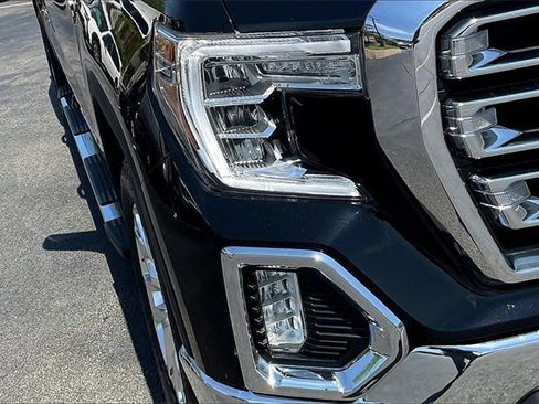 Used 2021 GMC Sierra 1500 SLT image 28