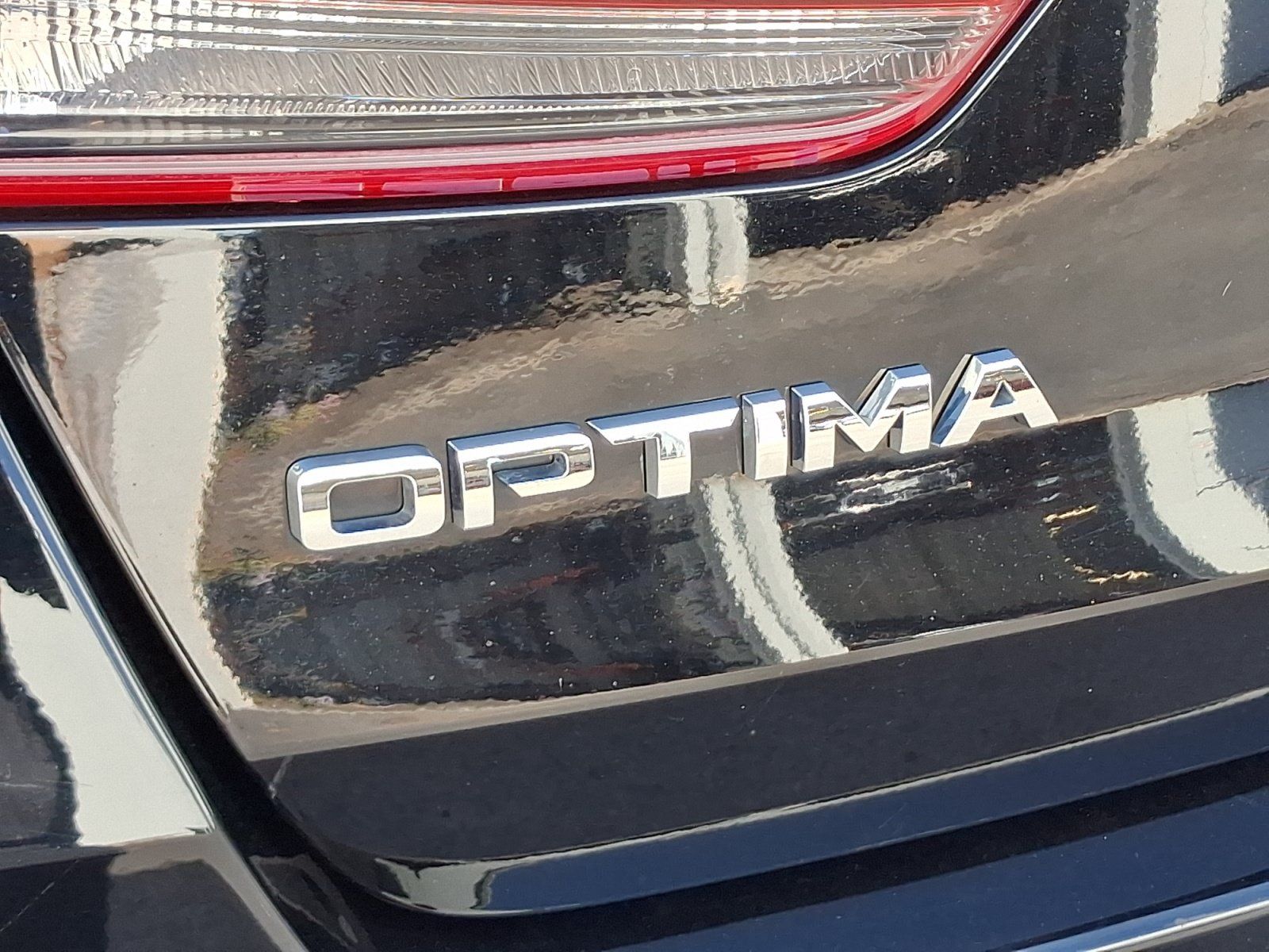 Used 2016 Kia Optima SX FWD image 24