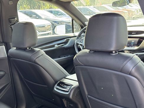 Certified 2025 Cadillac XT6 Sport AWD/4WD image 28